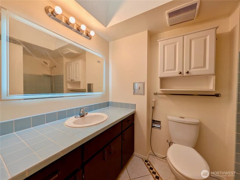Property photo for 1135 147th Pl Ne, Bellevue photo 13