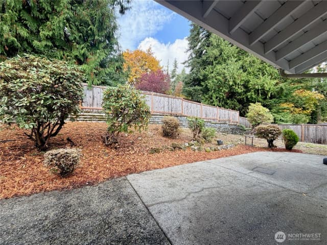 Property photo for 1135 147th Pl Ne, Bellevue photo 4