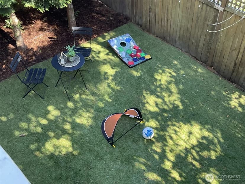 Property photo for 621 Ne 77th Street, Seattle photo 17