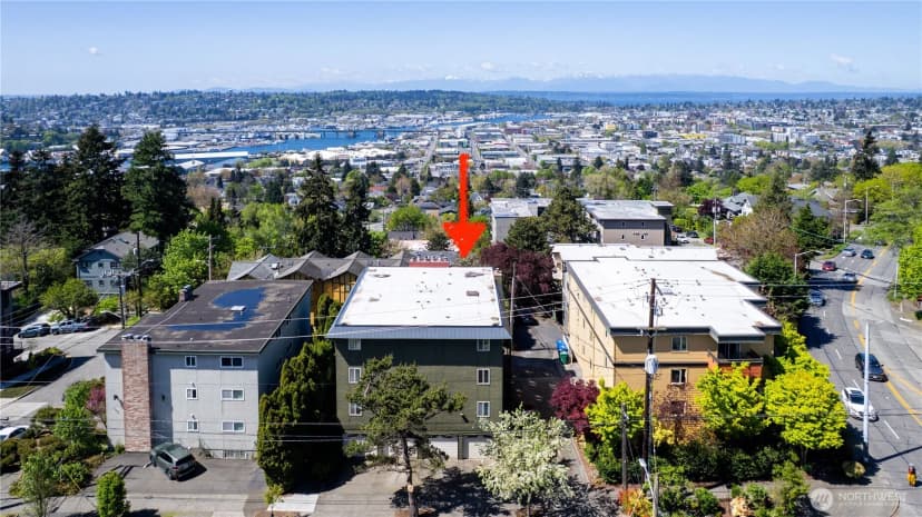 Property photo for 4511 Greenwood Avenue N #6, Seattle photo 22