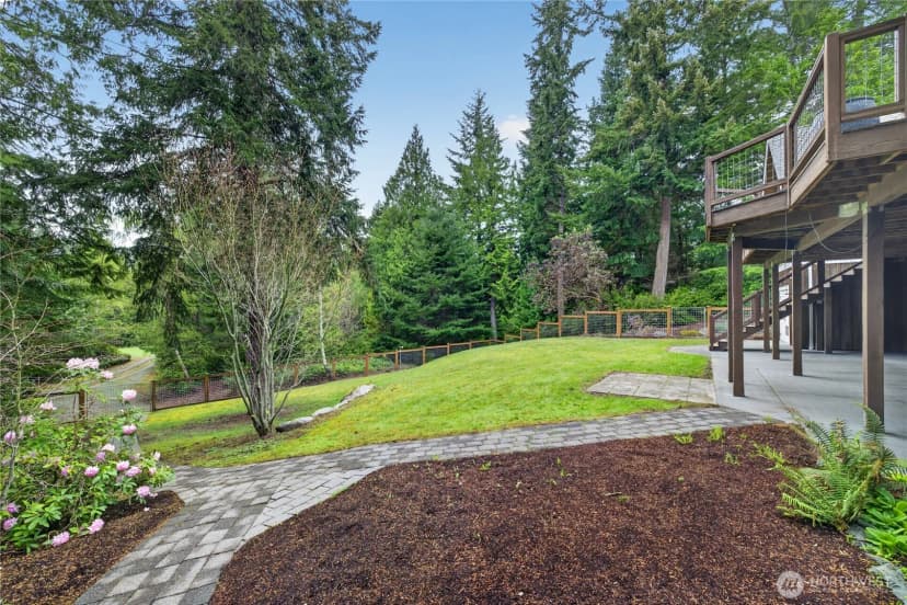 Property photo for 3589 Davie Lane, Langley photo 30