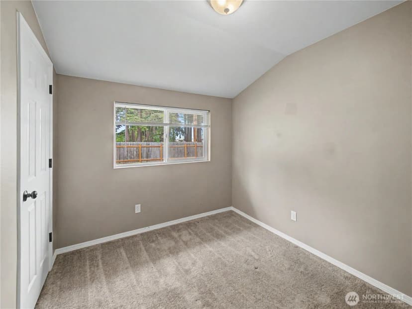 Property photo for 43622 228th Avenue Se, Enumclaw photo 12