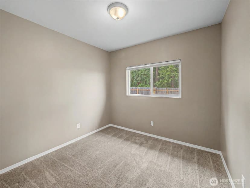 Property photo for 43622 228th Avenue Se, Enumclaw photo 11
