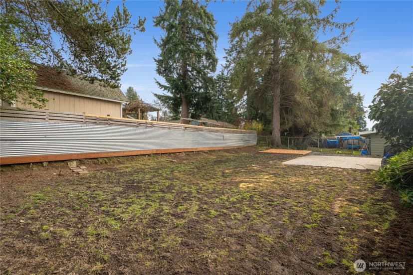 Property photo for 21615 82nd Avenue W, Edmonds photo 24
