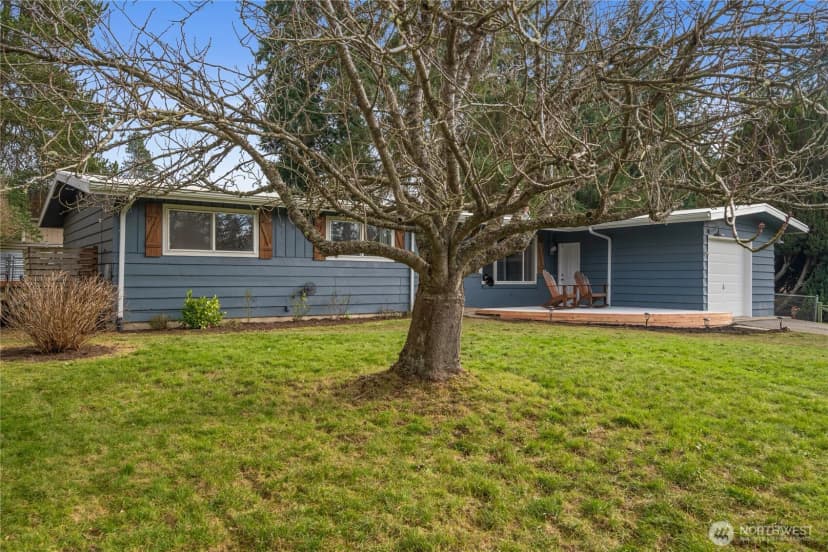 Property photo for 21615 82nd Avenue W, Edmonds photo 25