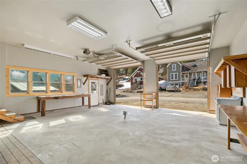 Property photo for 313 S 2nd Street, Roslyn photo 29