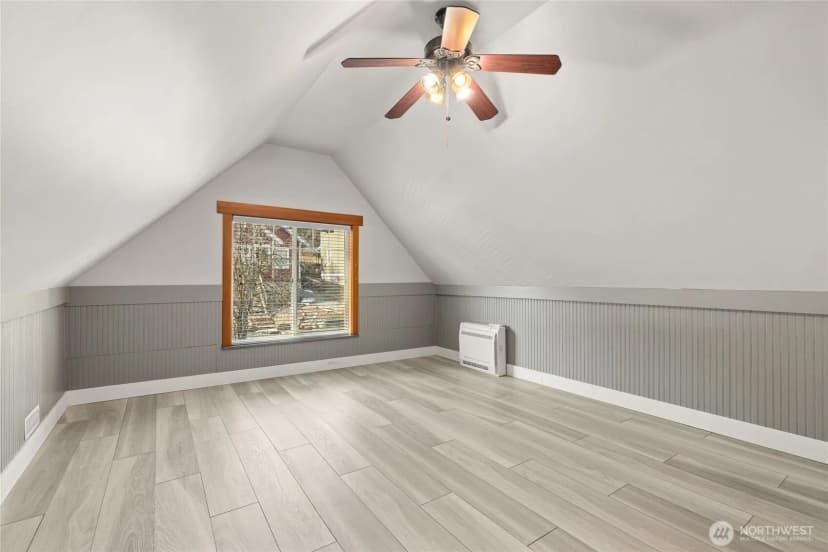 Property photo for 313 S 2nd Street, Roslyn photo 19