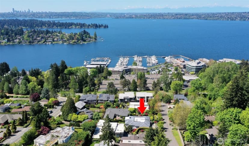 Property photo for 10419 Ne 53rd Street, Kirkland photo 39