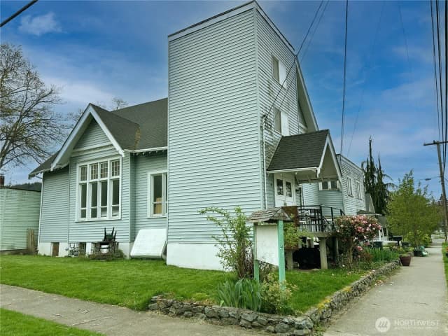 Property photo for 310 Gladstone Street, Bellingham