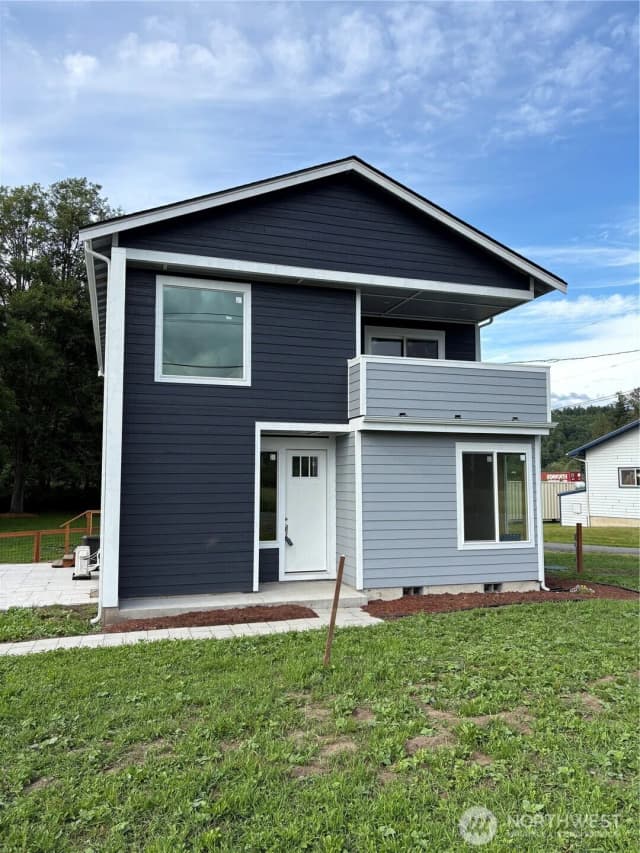 Property photo for 30237 Lyman Hamilton Highway, Sedro Woolley