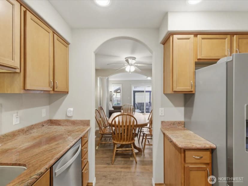 Property photo for 20414 26th Avenue W #l2, Lynnwood photo 10
