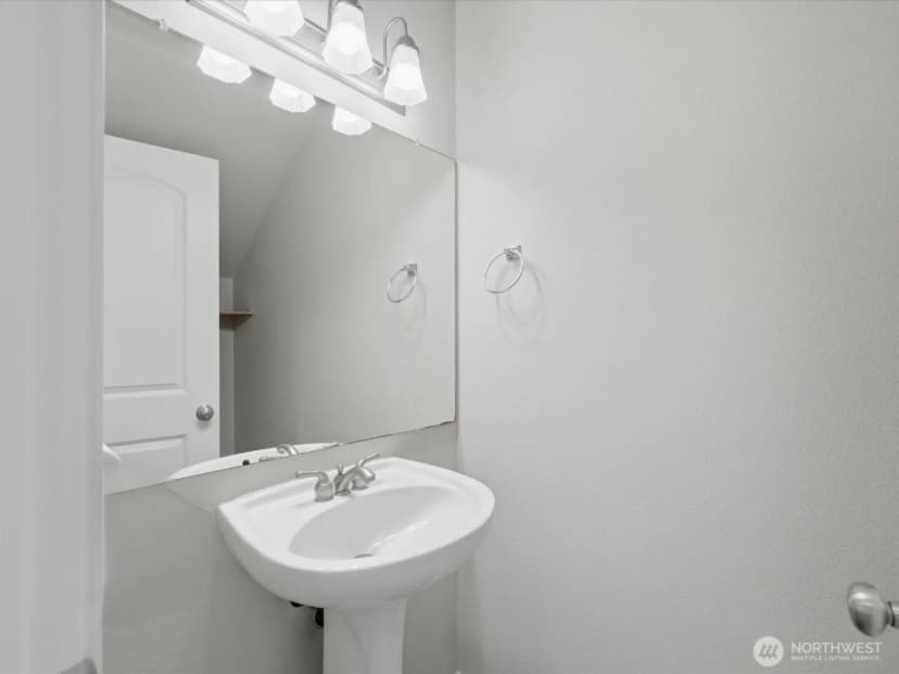 Property photo for 20414 26th Avenue W #l2, Lynnwood photo 19