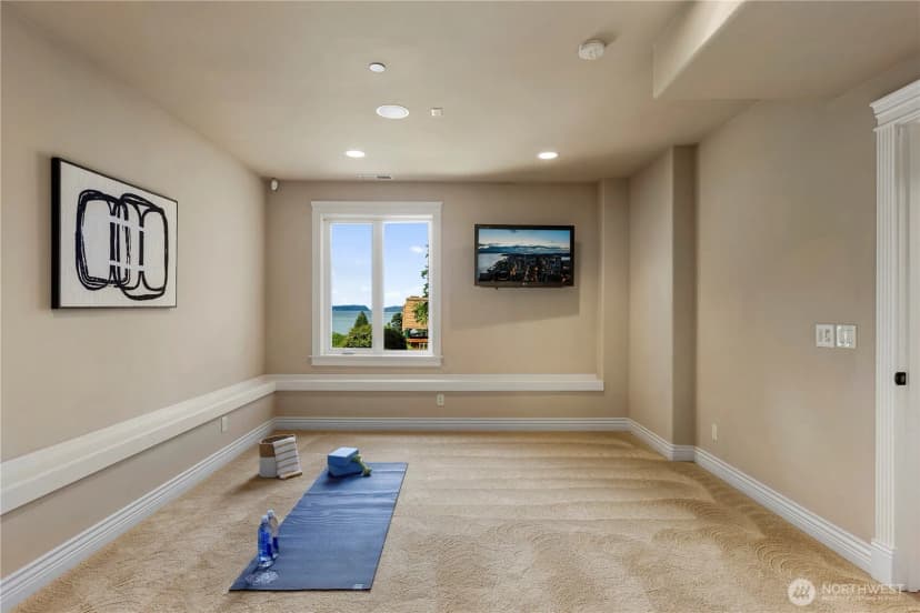 Property photo for 645 Cornelia Avenue, Mukilteo photo 37
