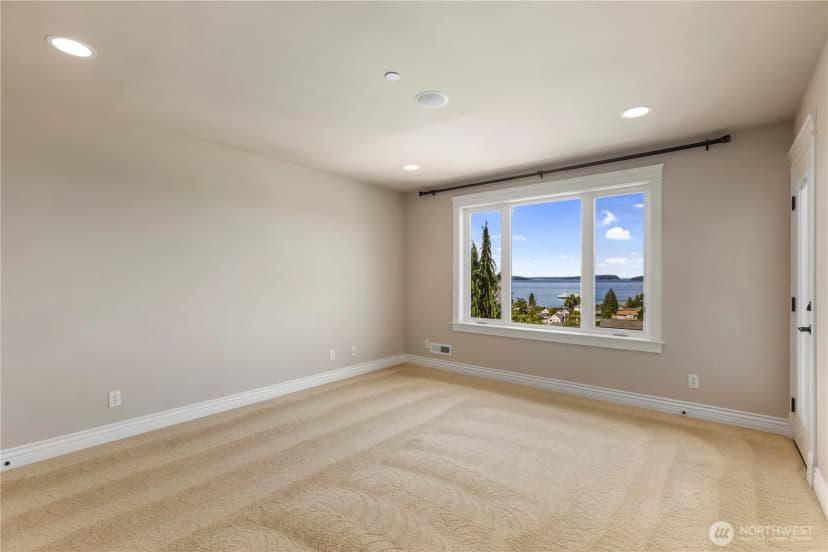 Property photo for 645 Cornelia Avenue, Mukilteo photo 32