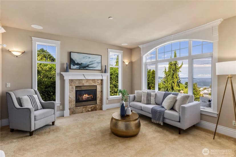 Property photo for 645 Cornelia Avenue, Mukilteo photo 9