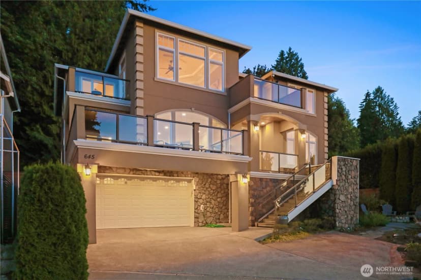 Property photo for 645 Cornelia Avenue, Mukilteo photo 3