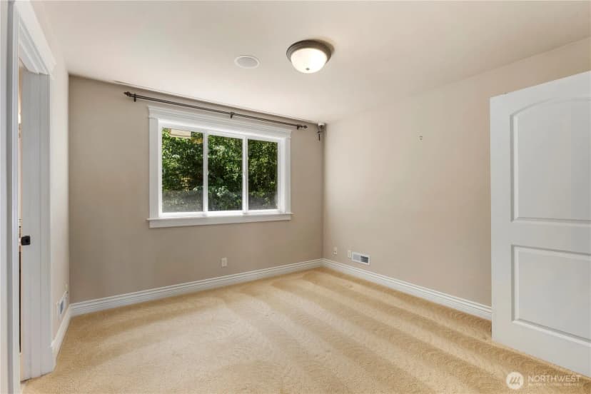 Property photo for 645 Cornelia Avenue, Mukilteo photo 30