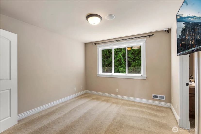 Property photo for 645 Cornelia Avenue, Mukilteo photo 28