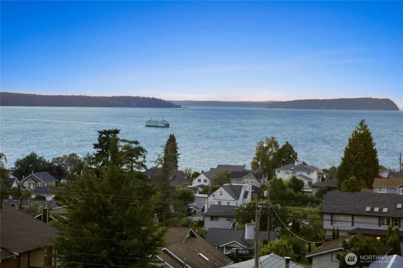Property photo for 645 Cornelia Avenue, Mukilteo photo 6