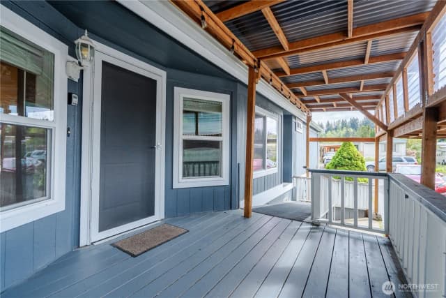 Property photo for 425 Chuckanut Drive N #6, Bellingham photo 3