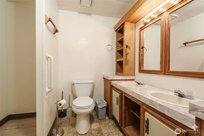 Property photo for 425 Chuckanut Drive N #6, Bellingham photo 20