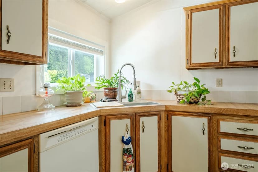 Property photo for 425 Chuckanut Drive N #6, Bellingham photo 15