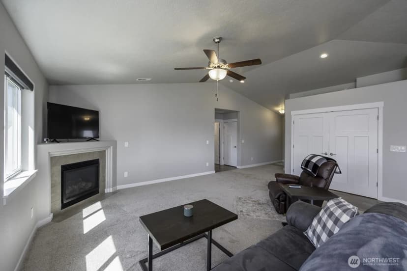 Property photo for 1012 8th Avenue Ne, Ephrata photo 12