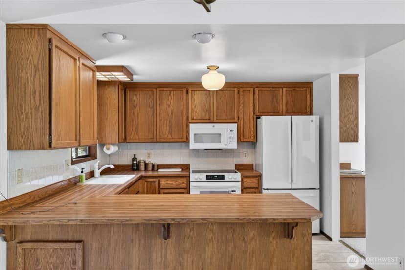 Property photo for 271 Elwha Drive, La Conner photo 7
