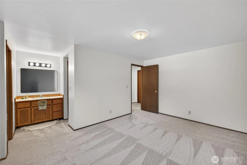 Property photo for 271 Elwha Drive, La Conner photo 18