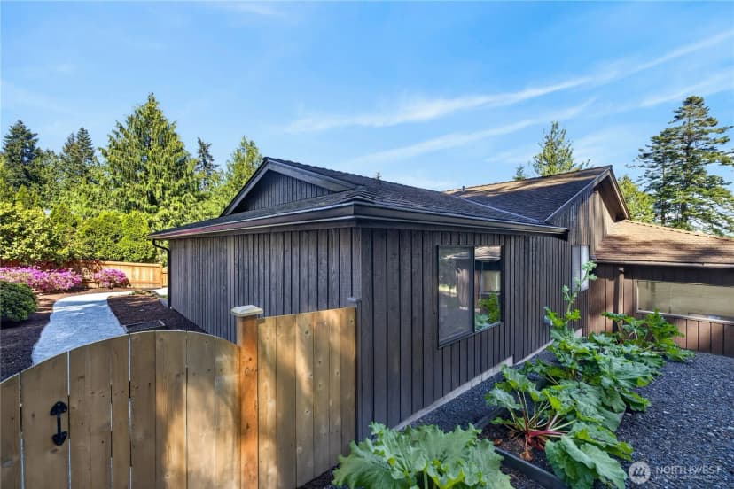 Property photo for 271 Elwha Drive, La Conner photo 32