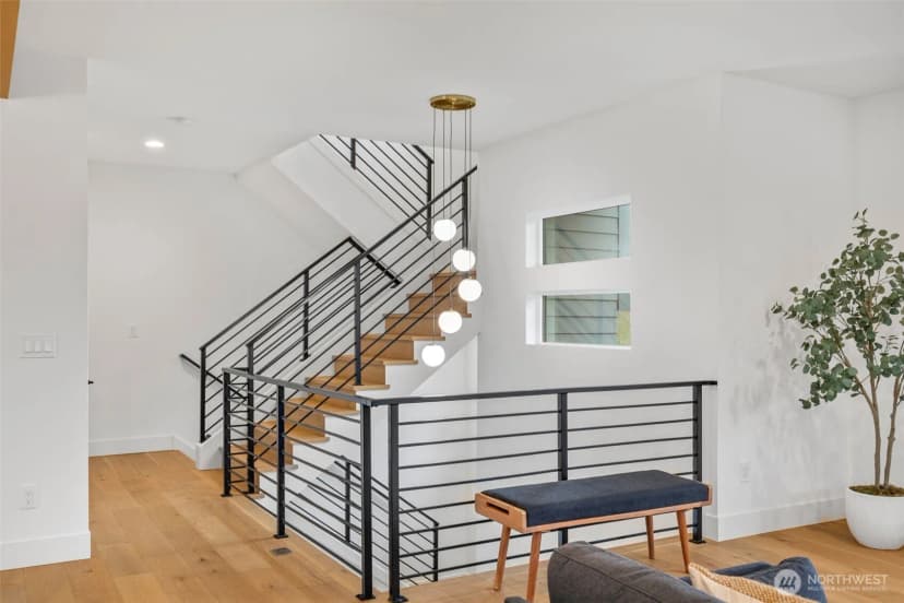 Property photo for 6738 21st Avenue Sw, Seattle photo 17