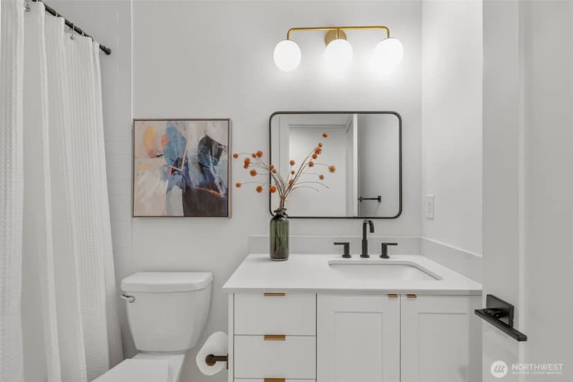 Property photo for 6738 21st Avenue Sw, Seattle photo 14