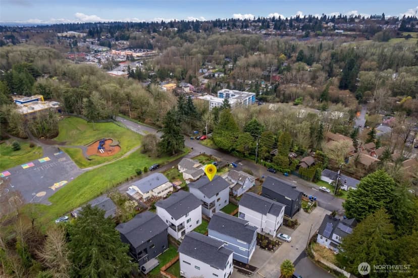 Property photo for 6738 21st Avenue Sw, Seattle photo 29