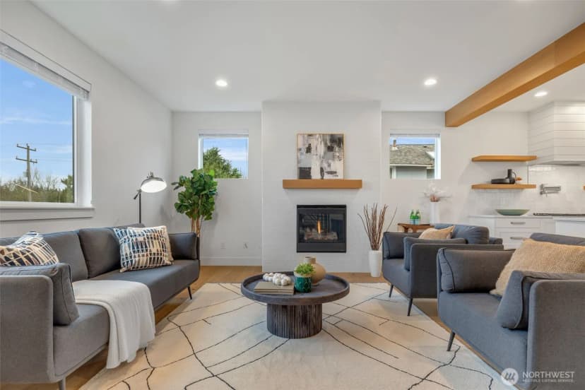 Property photo for 6738 21st Avenue Sw, Seattle