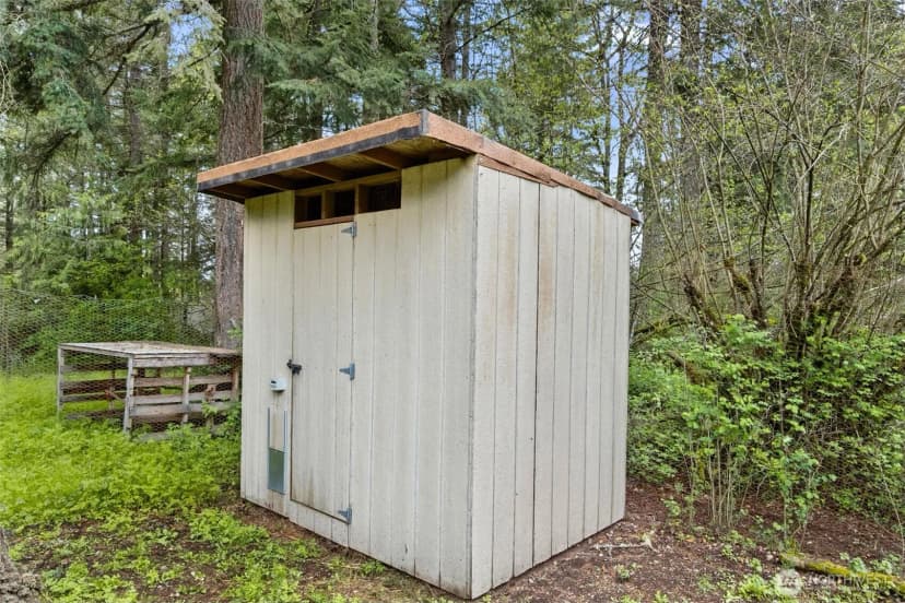 Property photo for 22110 Elbow Lake Road Se #b, Yelm photo 30