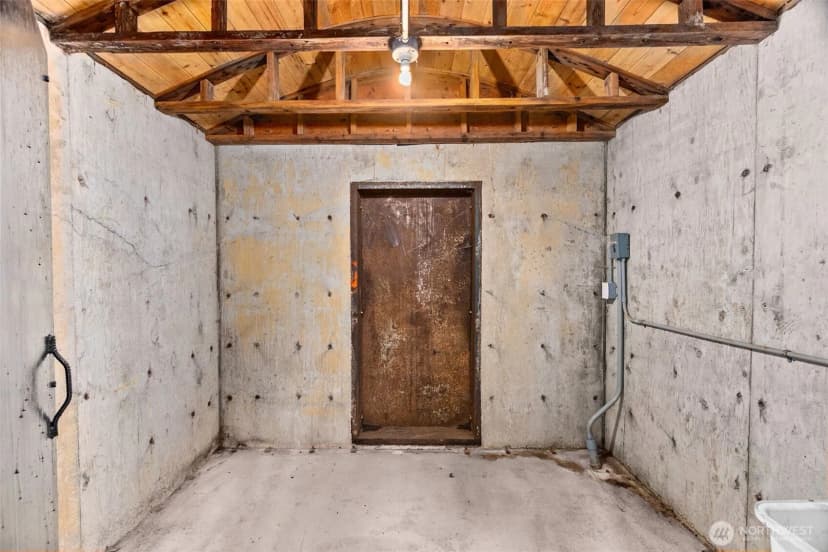 Property photo for 22110 Elbow Lake Road Se #b, Yelm photo 28