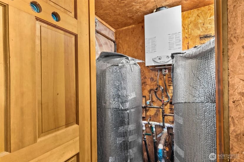 Property photo for 22110 Elbow Lake Road Se #b, Yelm photo 13
