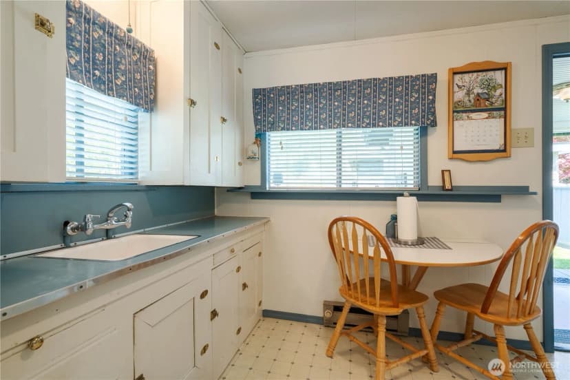 Property photo for 8243 Beachway Drive, Blaine photo 5