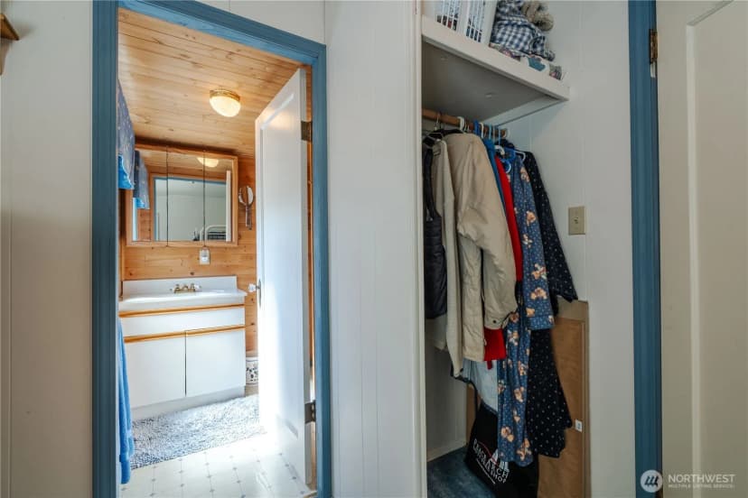 Property photo for 8243 Beachway Drive, Blaine photo 13