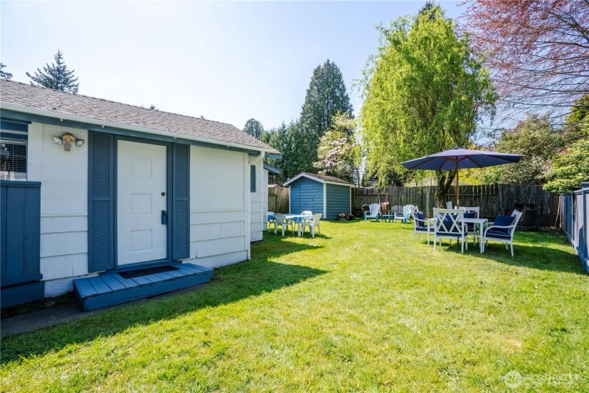 Property photo for 8243 Beachway Drive, Blaine photo 17