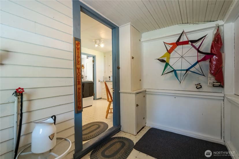 Property photo for 8243 Beachway Drive, Blaine photo 16