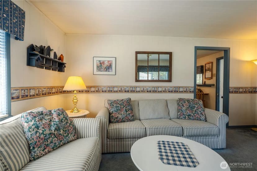 Property photo for 8243 Beachway Drive, Blaine photo 11