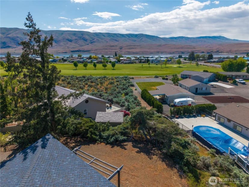 Property photo for 412 Apple Place Sw, Mattawa photo 25