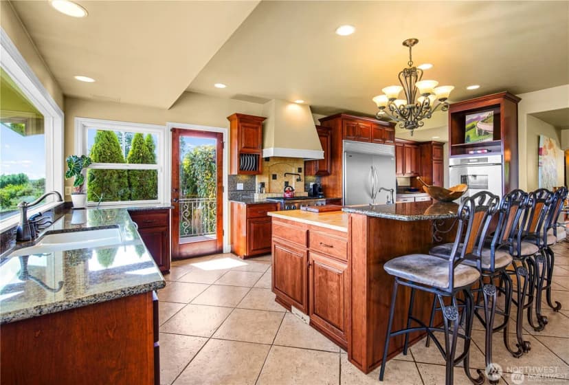 Property photo for 4702 Browns Point Boulevard Ne, Tacoma photo 13