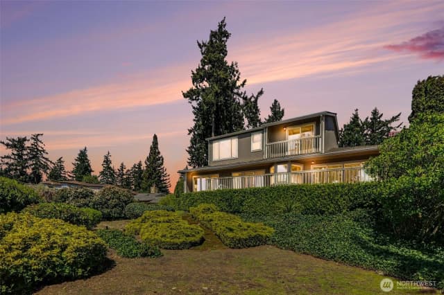Property photo for 10917 80th Place Ne, Kirkland