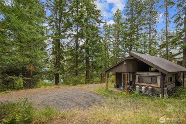 Property photo for 100 Klancie Lane, Cle Elum photo 4