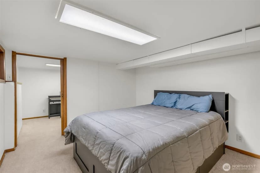 Property photo for 3551 Sw 99th Street, Seattle photo 22