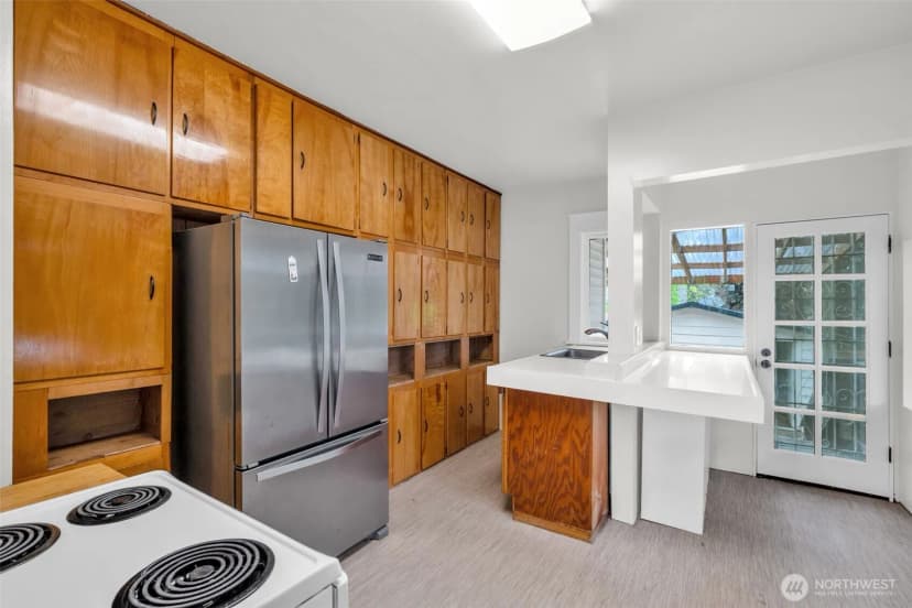 Property photo for 3551 Sw 99th Street, Seattle photo 12