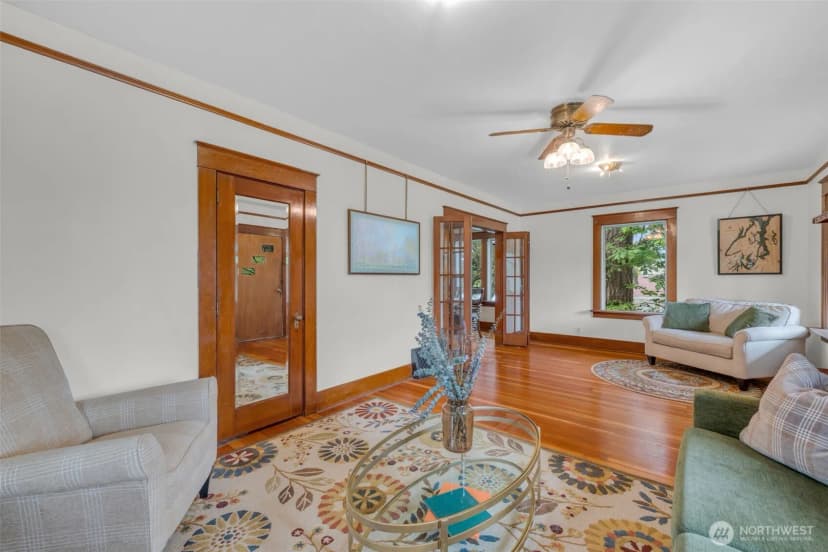 Property photo for 3551 Sw 99th Street, Seattle photo 6