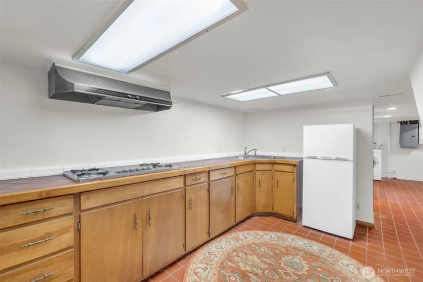 Property photo for 3551 Sw 99th Street, Seattle photo 19